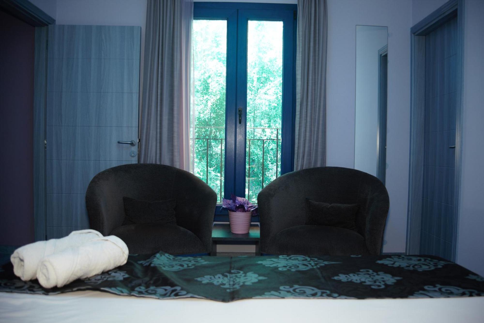 Hotello Guest Suites Jounieh Buitenkant foto